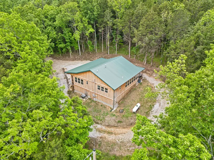 1840 Lick Creek Rd, Hartsville, TN 37074 - #3