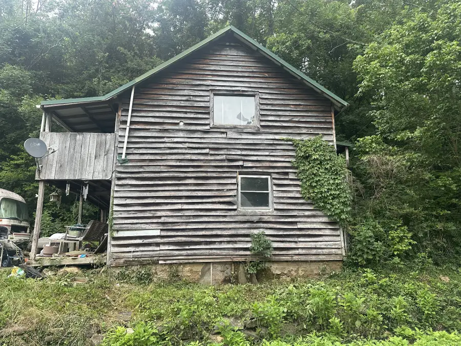 17 Hackett Valley Rd, Hickman, TN 38567 - #2