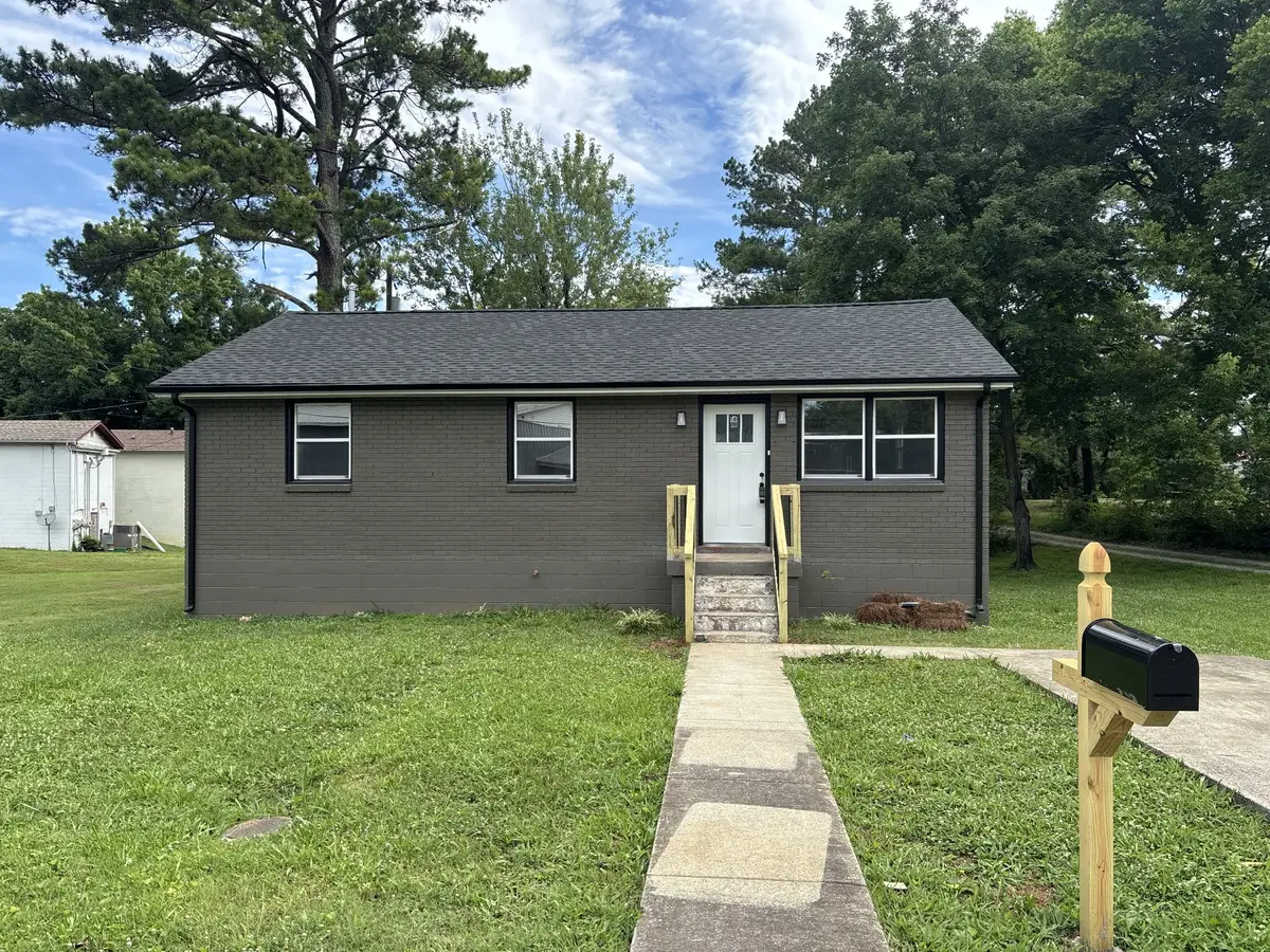 913 Woodland St, Clarksville, TN 37040 - #1