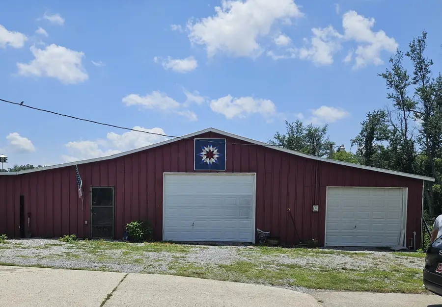307 S Leath Rd, Portland, TN 37148 - #2