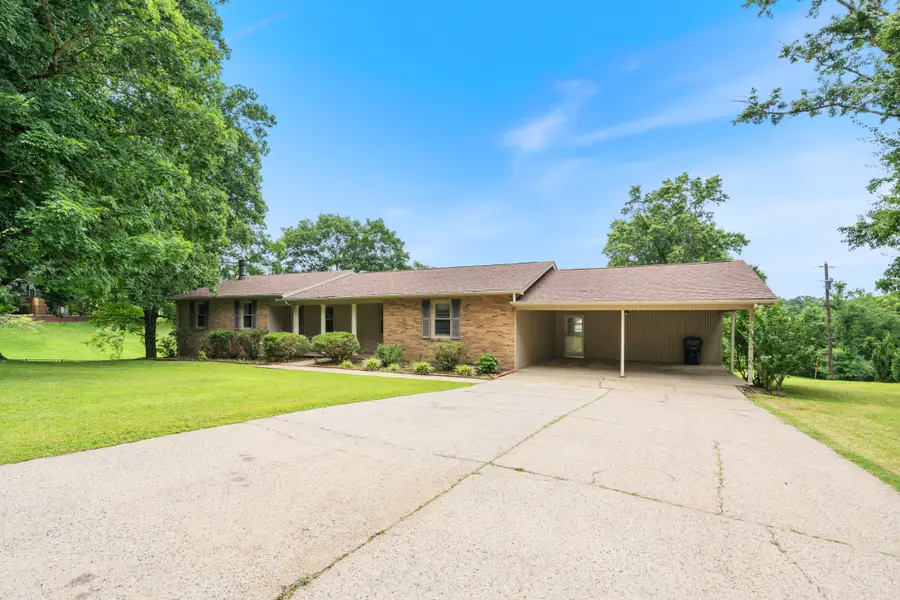 2054 Ridgecrest Cir, Dickson, TN 37055 - #3