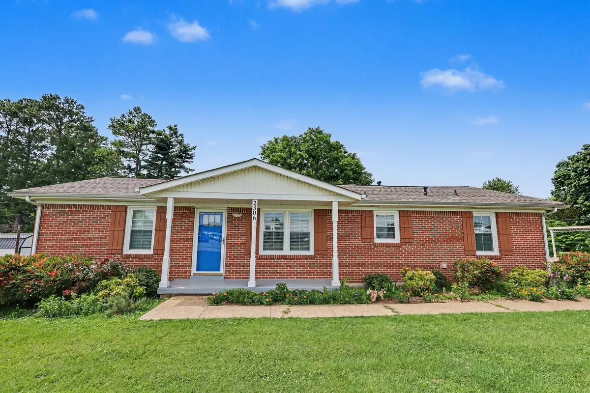 2306 Thomas Ave, Columbia, TN 38401 - #1