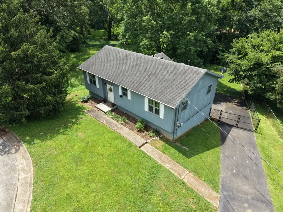 3504 Bahama Dr, Hopkinsville, KY 42240 - #2