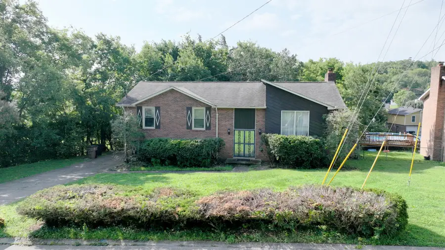 4301 Golden Hills Dr, Nashville, TN 37218 - #3