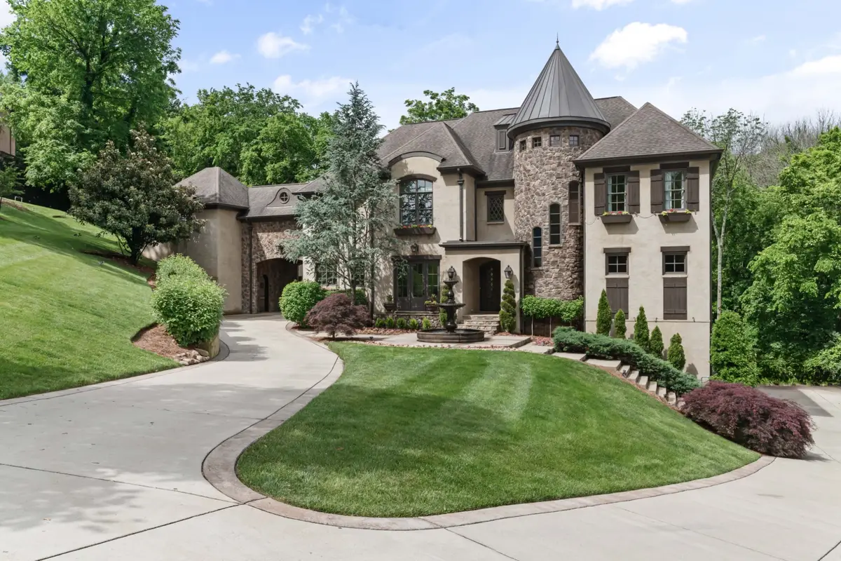 399 The Lady Of The Lake Lane, Franklin, TN 37067 - #1