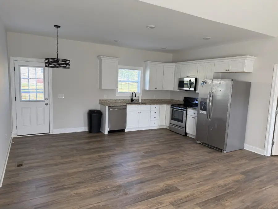 2492 Jason Dr, Chapel Hill, TN 37034 - #2