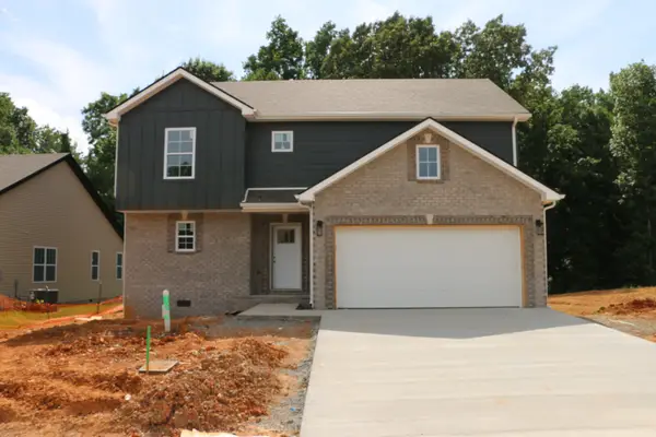 594 Willow Park Dr, Clarksville, TN 37043
