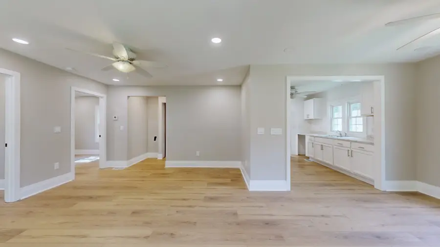 424 Laura Ave, Winchester, TN 37398 - #3