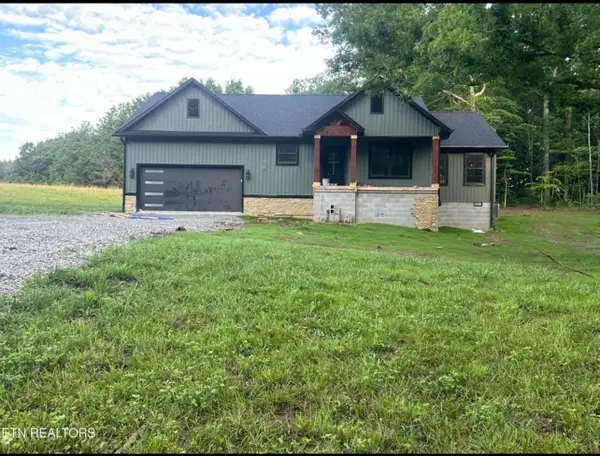 228 Georgee Rd, Jamestown, TN 38556