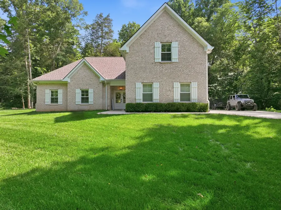 1304 Summer Station Dr, Chapel Hill, TN 37034 - #3