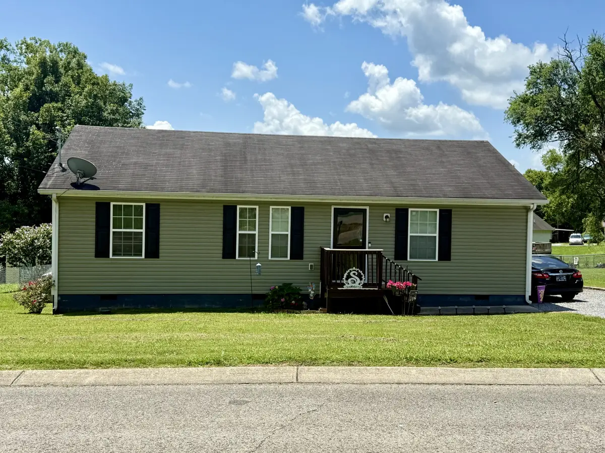 115 Nutmeg Dr, Shelbyville, TN 37160 - #1