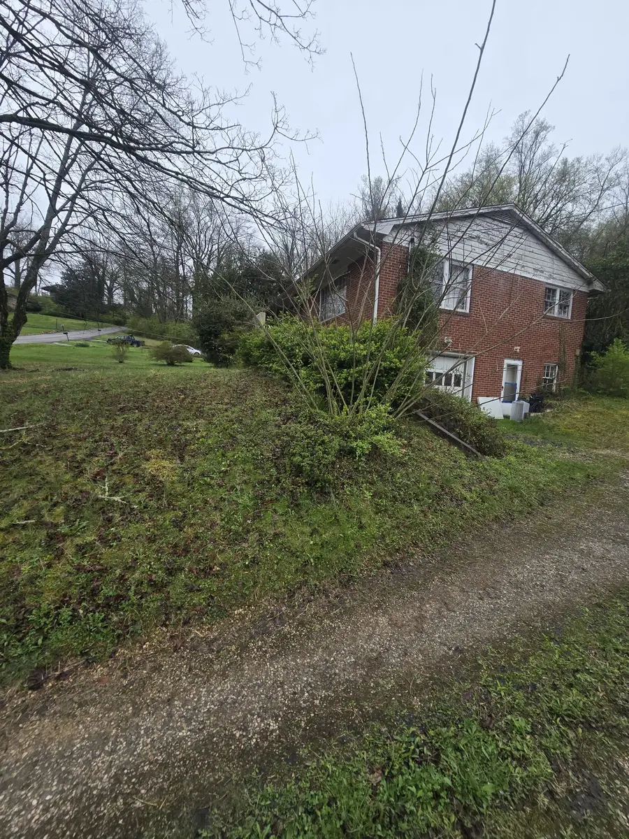 407 Overhill Rd, Knoxville, TN 37914 - #2