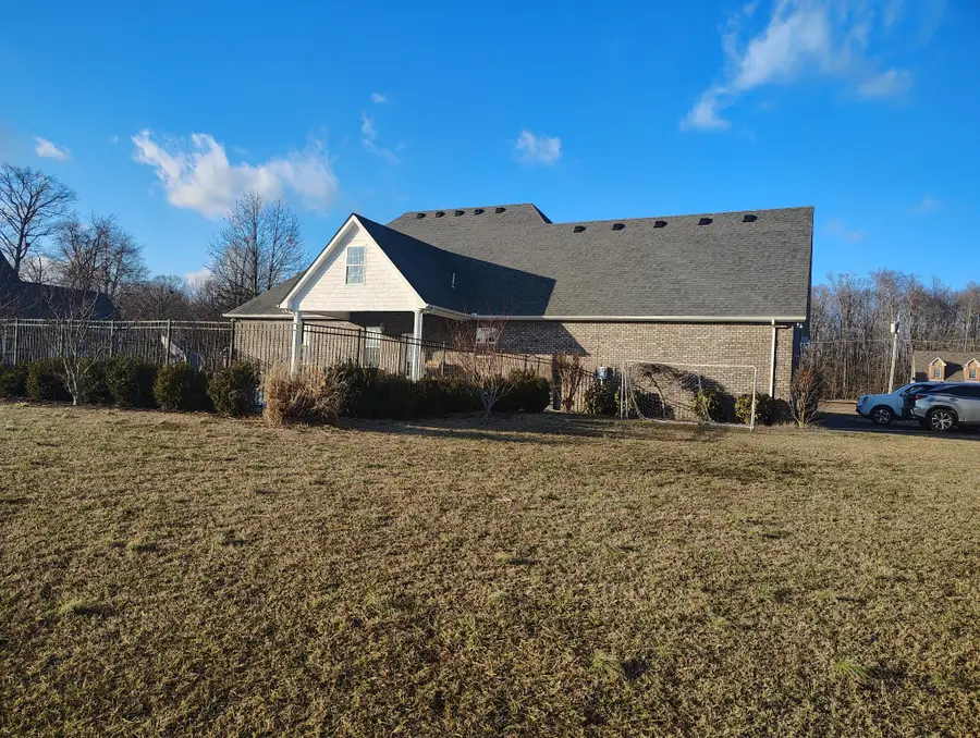 256 Froedge Dr, Lafayette, TN 37083 - #3