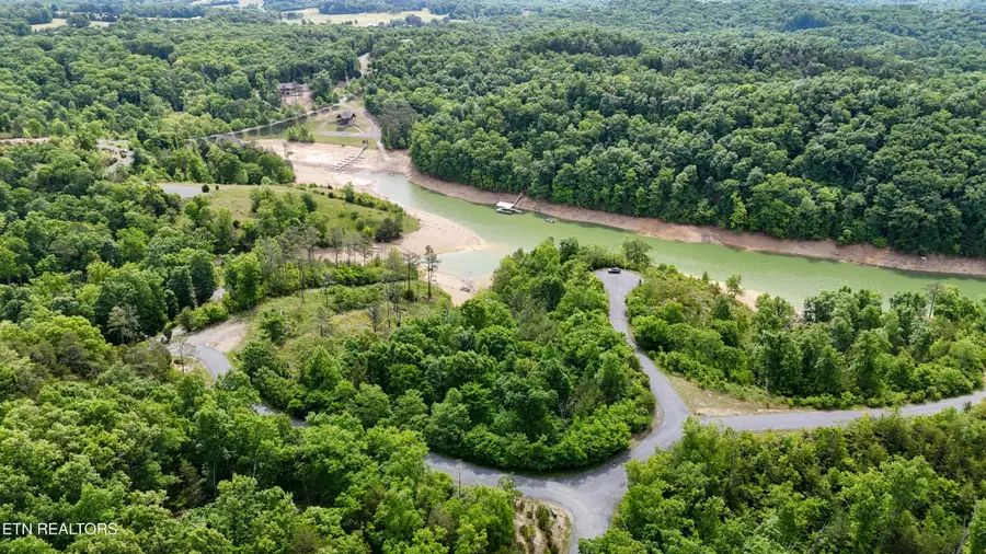 25 Stone Bridge Drive, Dandridge, TN 37725 - #2