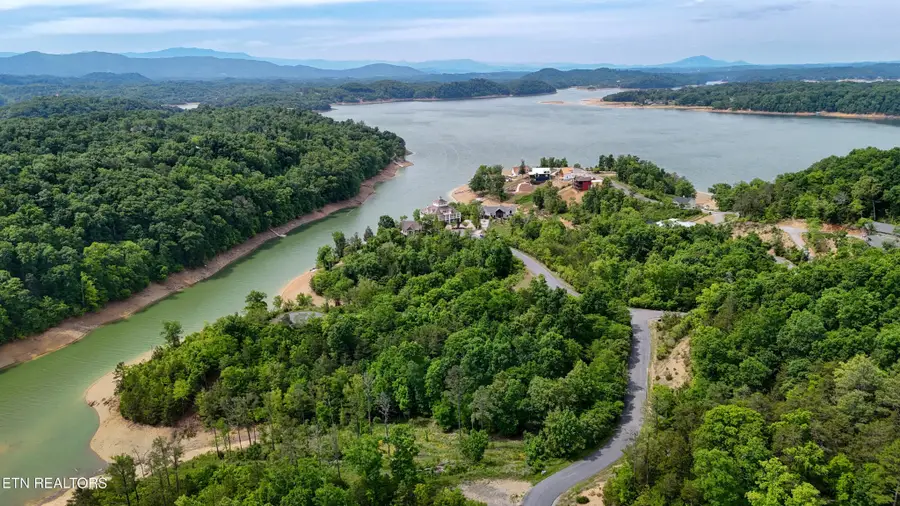 25 Stone Bridge Drive, Dandridge, TN 37725 - #3
