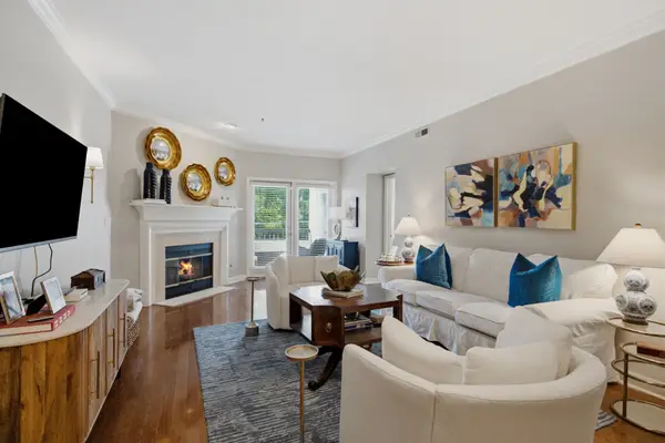 3818 West End Ave #209, Nashville, TN 37205
