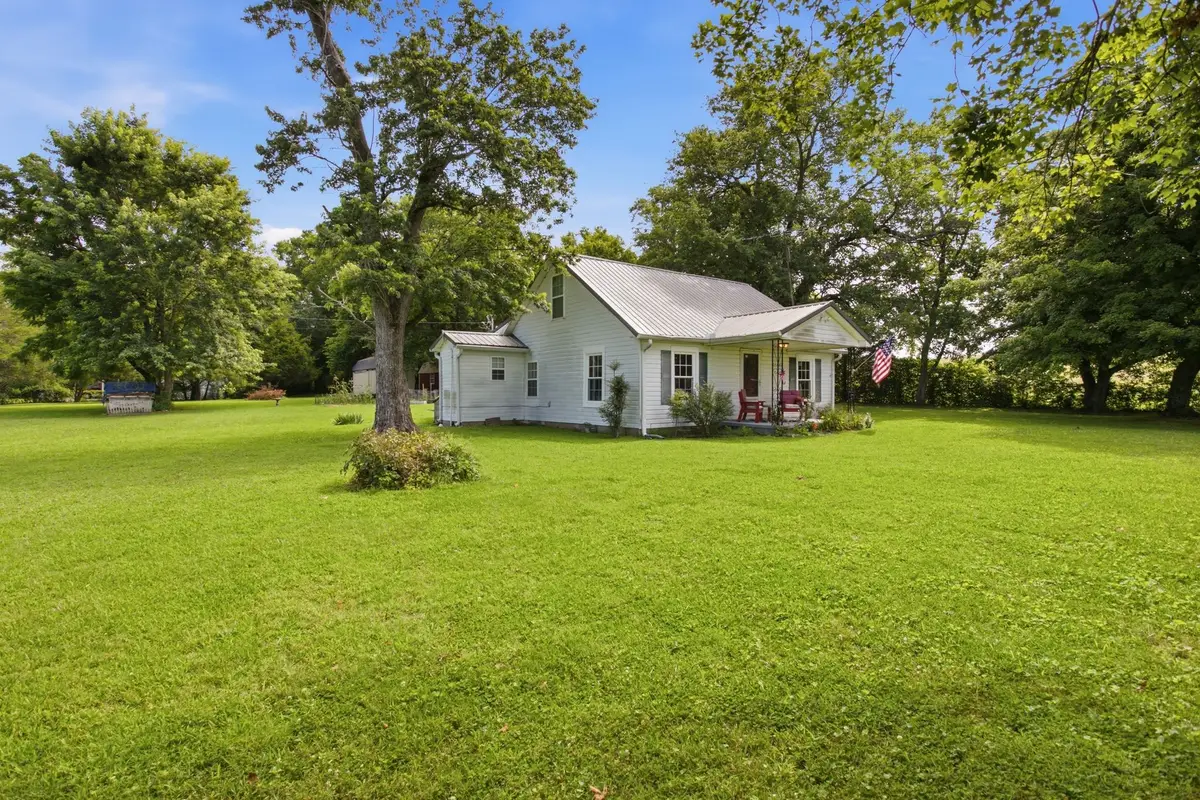 3146 Buford Station Rd, Pulaski, TN 38478 - #1