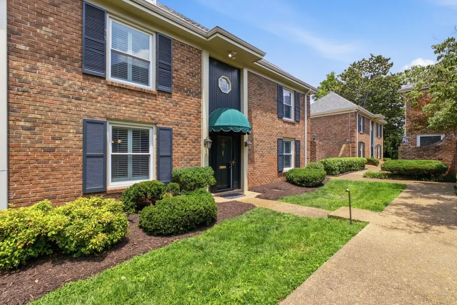 326 Elmington Ave, Nashville, TN 37205 - #2