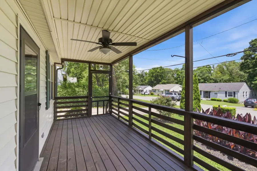 5615 Meadowcrest Ln, Nashville, TN 37209 - #3