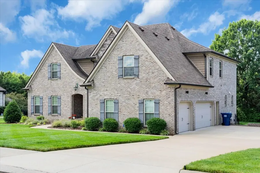 621 Tybarber Ave, Murfreesboro, TN 37129 - #3