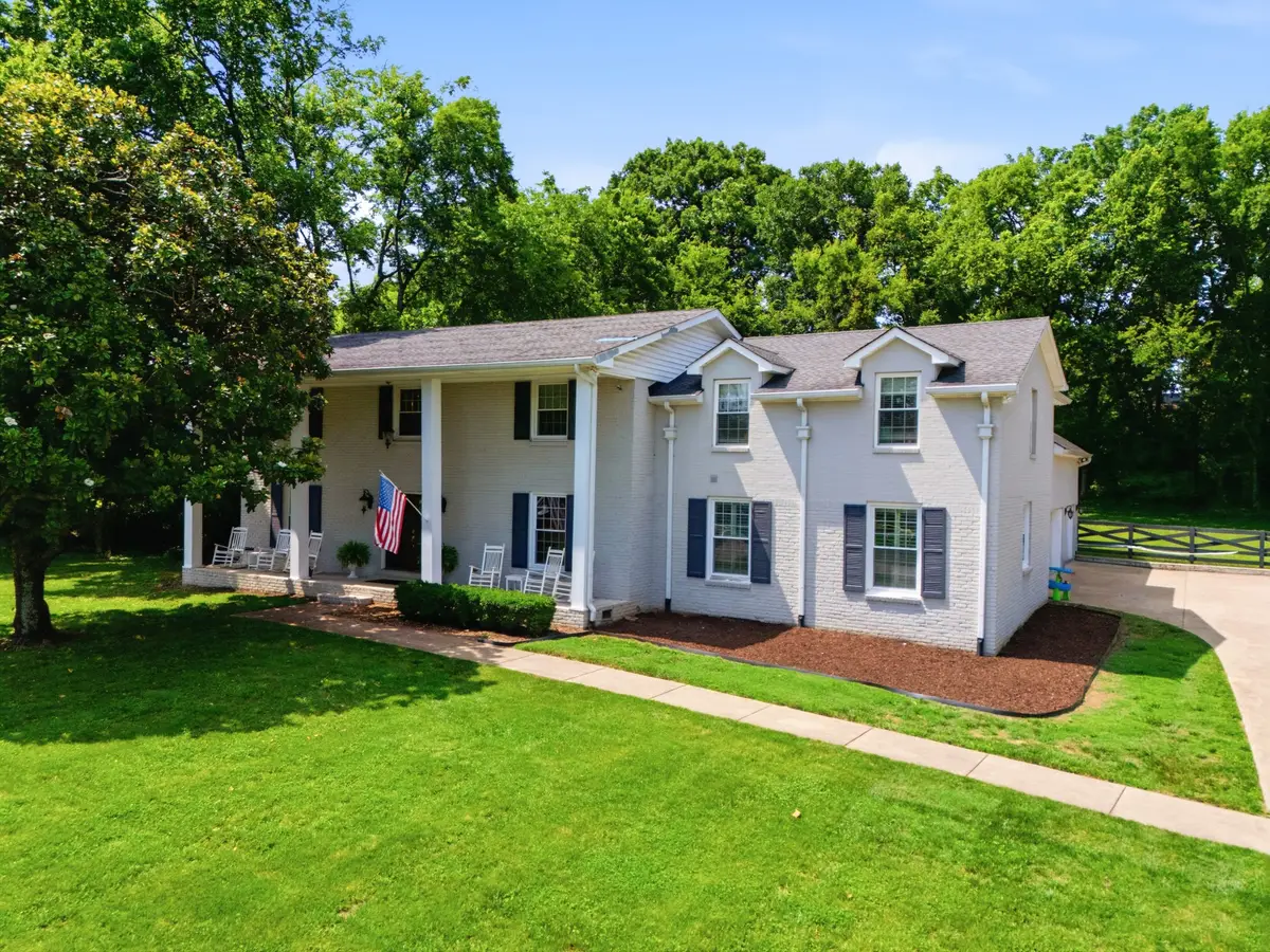 5212 Williamsburg Rd, Brentwood, TN 37027 - #1