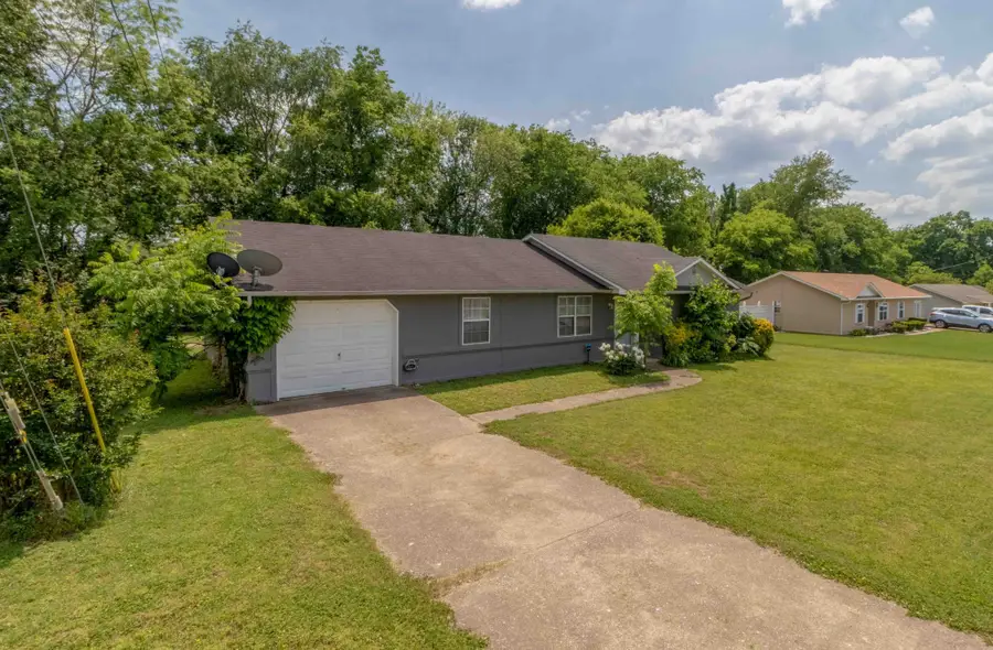 1221 Patton Pl, Oak Grove, KY 42262 - #3