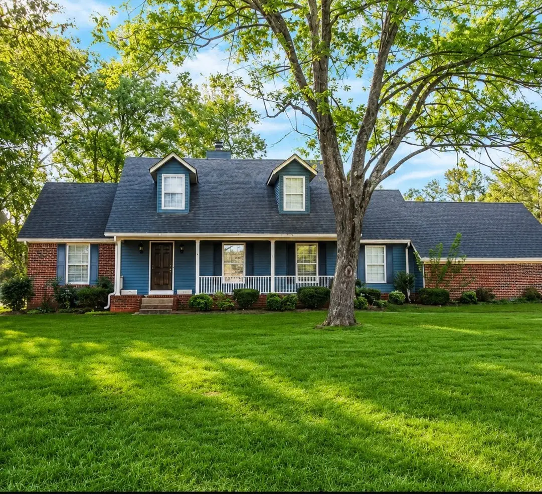 1429 Twin Feather Dr, Murfreesboro, TN 37129 - #1