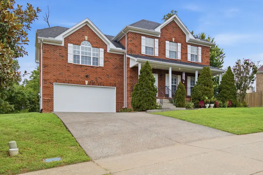 102 Bartlett Ln, Hendersonville, TN 37075 - #2