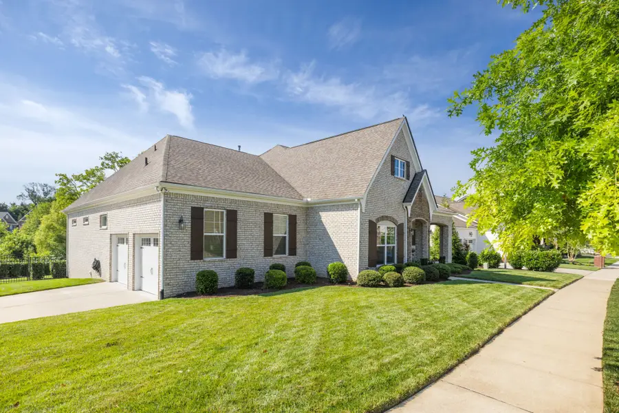 4084 Foxglove Farm Dr, Franklin, TN 37064 - #2
