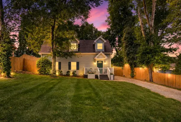 804 Crockett St, Nashville, TN 37207