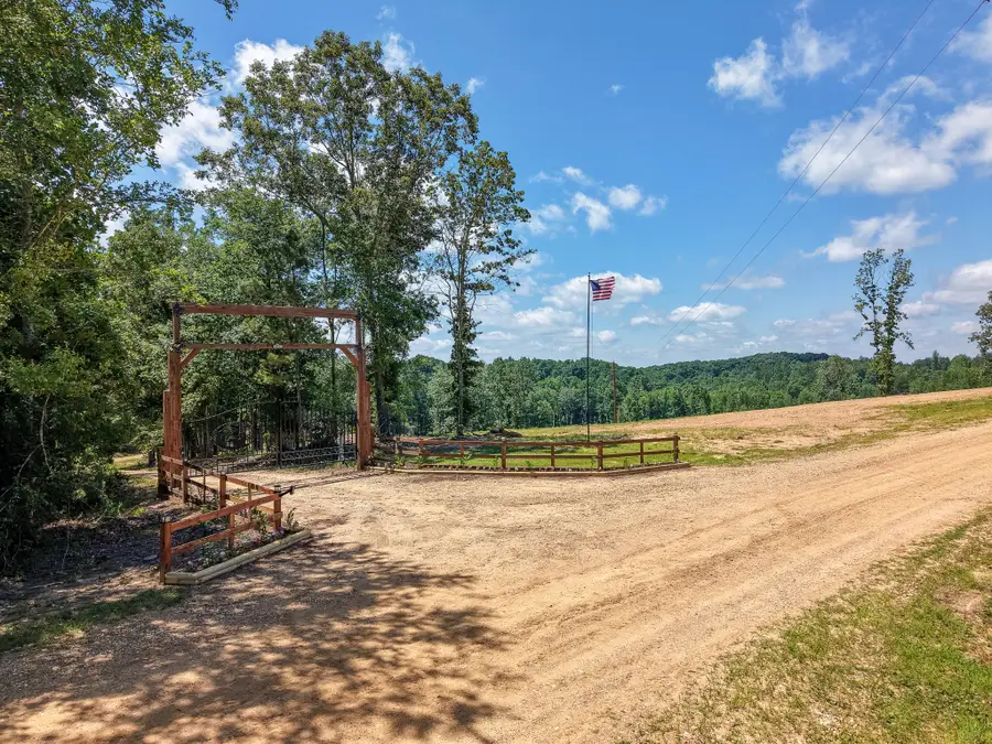 111 Adaleighs Way, Big Sandy, TN 38221 - #2