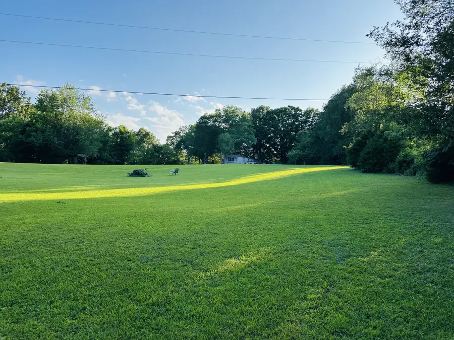 3345 Knight Rd, Woodlawn, TN 37191 - #2