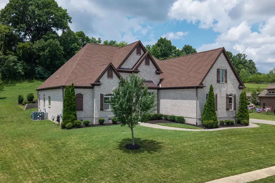 9222 Holstein Dr, Nolensville, TN 37135 - #2