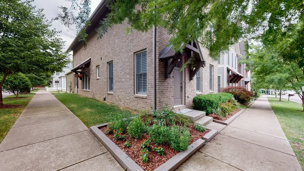 20 Daniels Dr, Franklin, TN 37064 - #1
