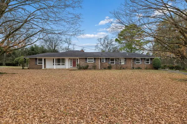 2032 Eversong Ln, Hermitage, TN 37076