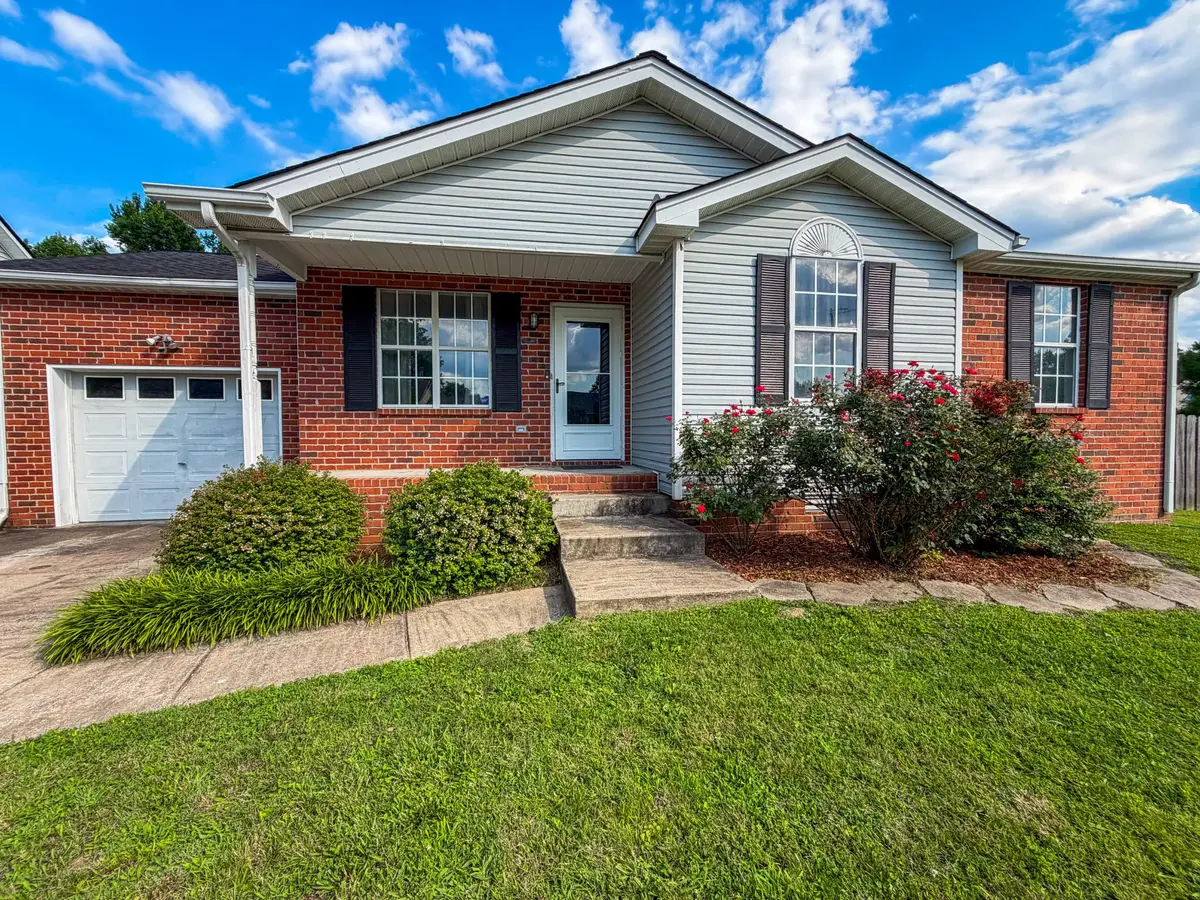 2039 Waterford Dr, Old Hickory, TN 37138 - #1