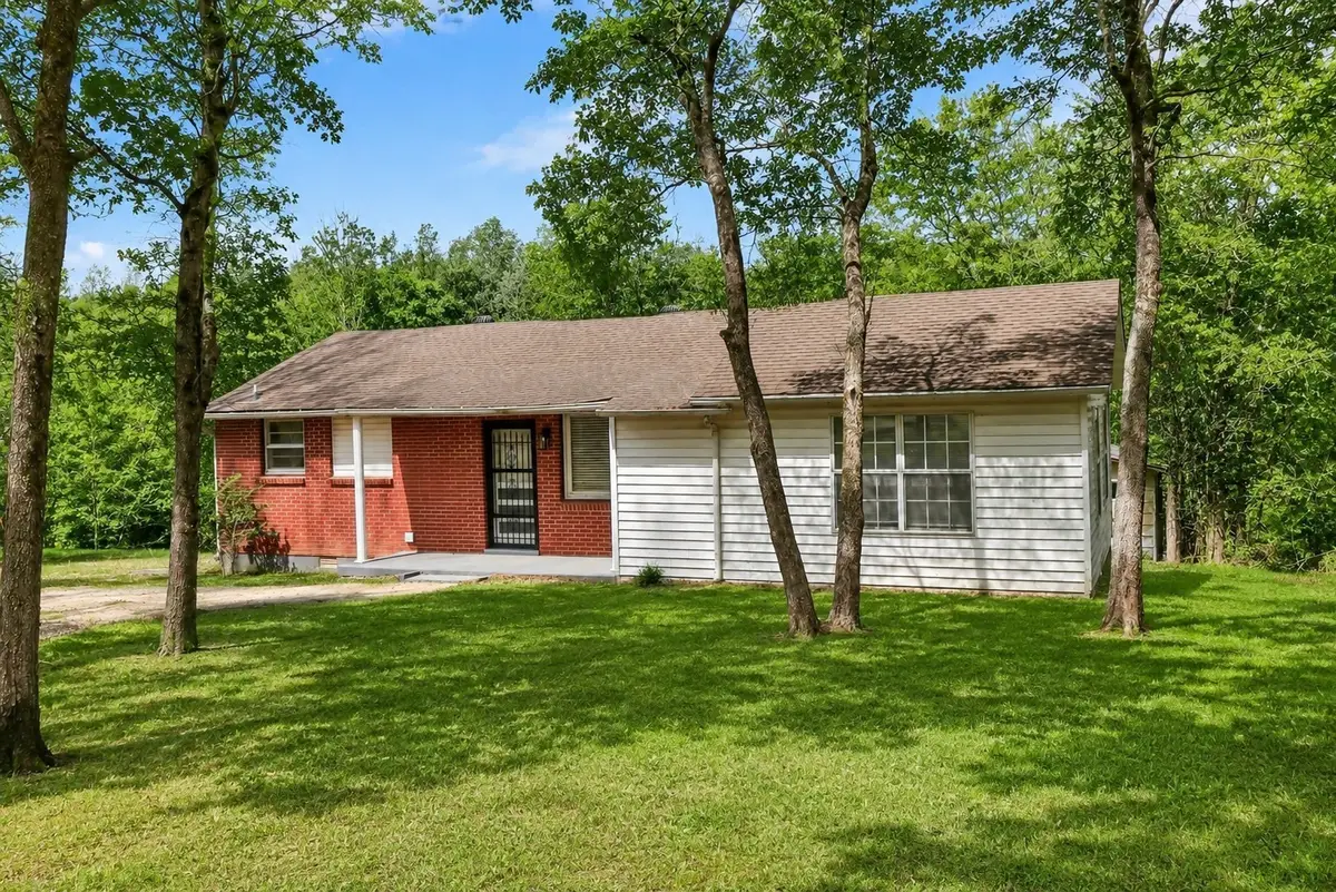 751 Hogan Rd, Clarksville, TN 37043 - #1