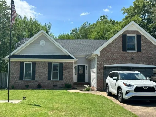 4004 New Grange Cir, Clarksville, TN 37040 - #1