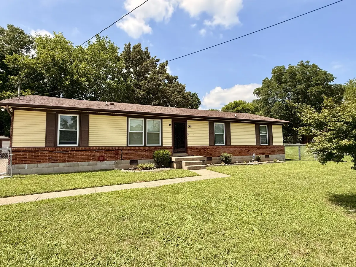 107 Winston Ct, Clarksville, TN 37042 - #1