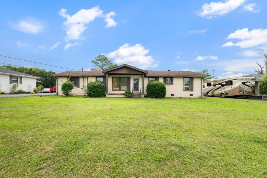 411 Colgate Ave, Lebanon, TN 37087 - #2