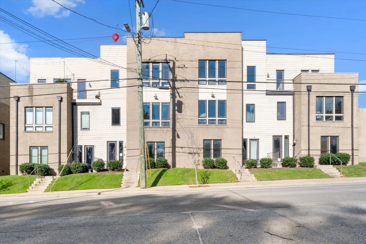 731 Douglas Ave, Nashville, TN 37207 - #1