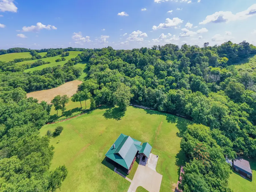 378 Bobo Hollow Rd, Tullahoma, TN 37388 - #2