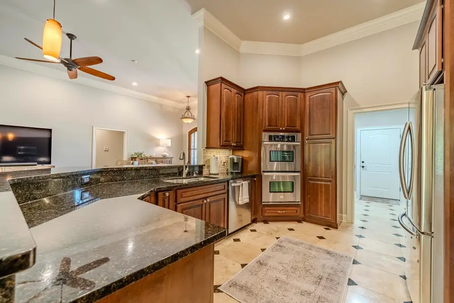 830 Bowen Dr, Savannah, TN 38372 - #2