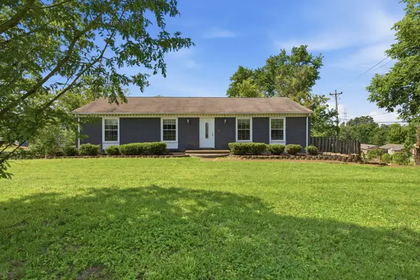 302 Gates Rd, Goodlettsville, TN 37072