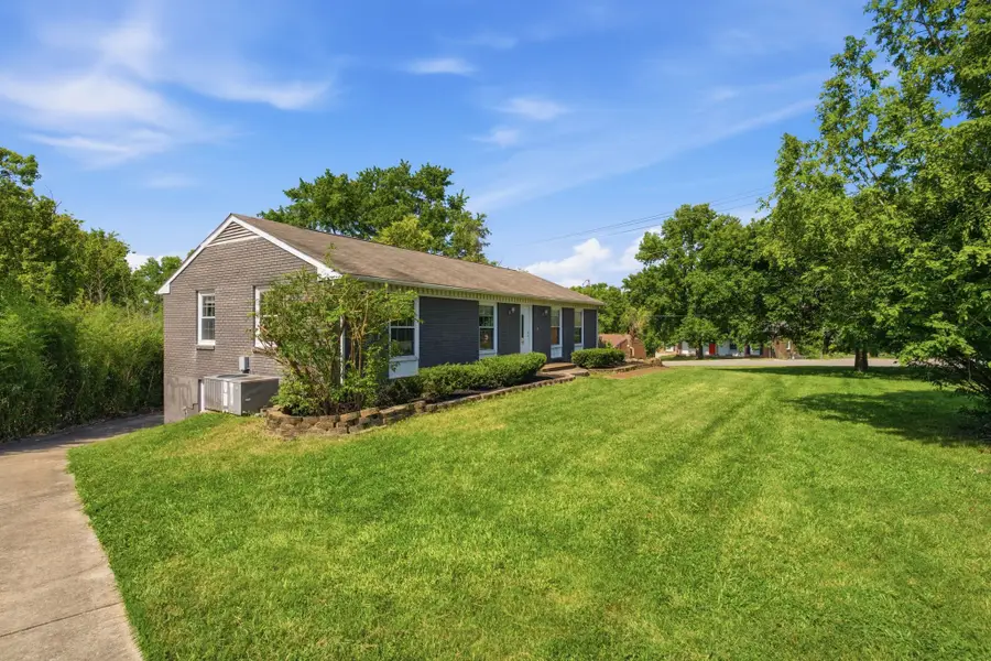 302 Gates Rd, Goodlettsville, TN 37072 - #3
