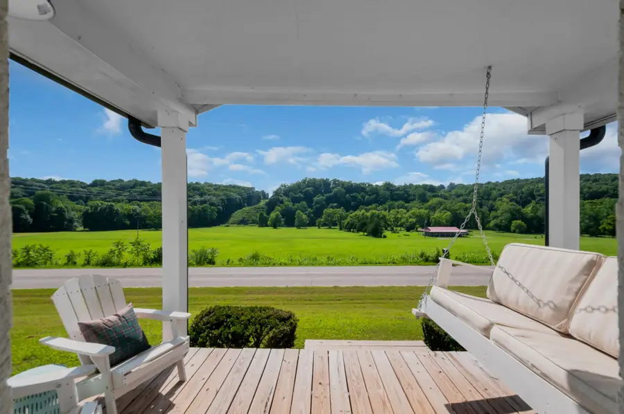 425 E Piney Rd, Dickson, TN 37055 - #2