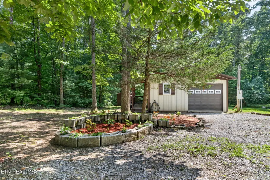 207 David Crockett Rd, Crossville, TN 38572 - #2