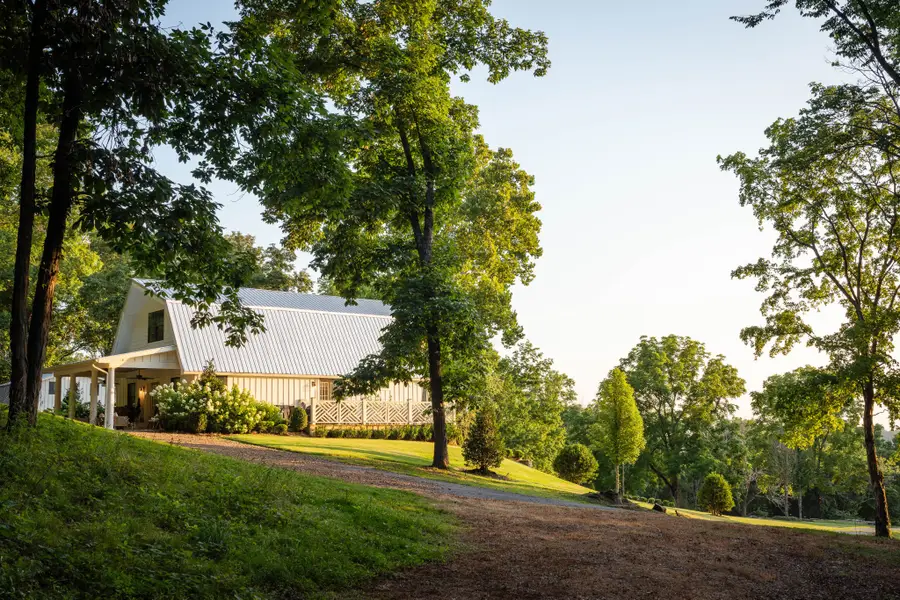 3353 Foster Chapel Rd, Columbia, TN 38401 - #3