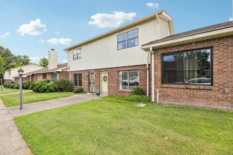 254 Mayflower Ln N, Madison, TN 37115 - #2