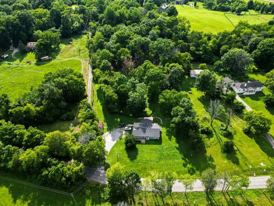 3803 N Chapel Rd, Franklin, TN 37067 - #2